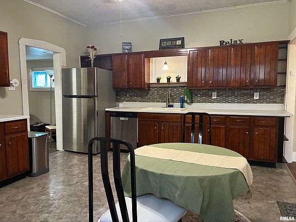 5th image of 1028 Payson Ave