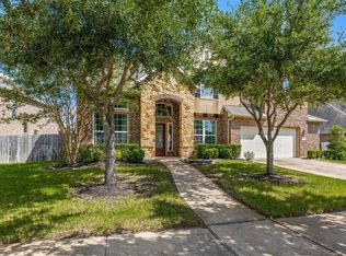 5810 White River Pass Ln, Sugar Land, TX 77479