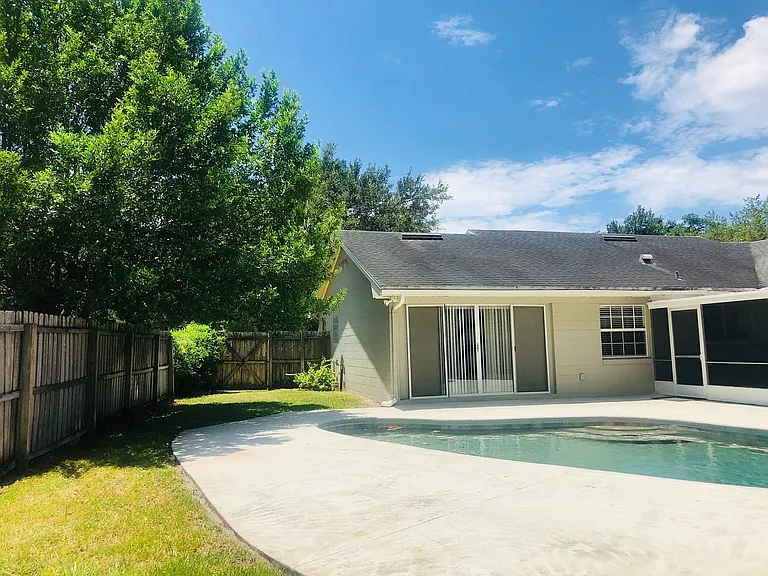 1625 Tioga Trl — Photo 32