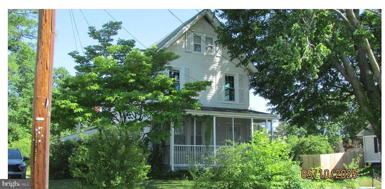 5126 Navahoe St photo 1