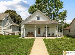 306 3rd St, Neola, IA 51559