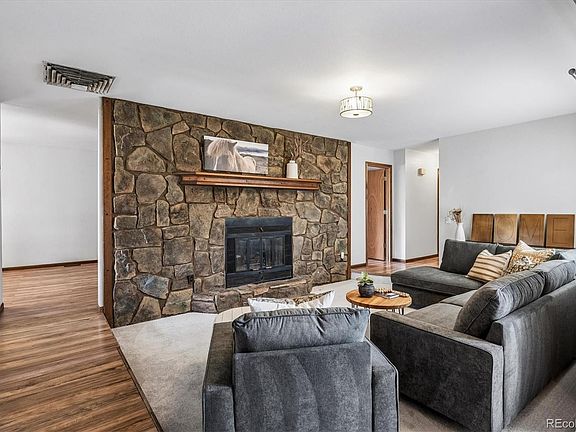 3rd image of 9516 Webster Way