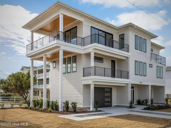 1107 Fort Fisher Boulevard N, Kure Beach, NC 28449