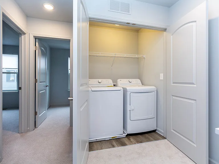 3035 Hydrangea Ln — Photo 24