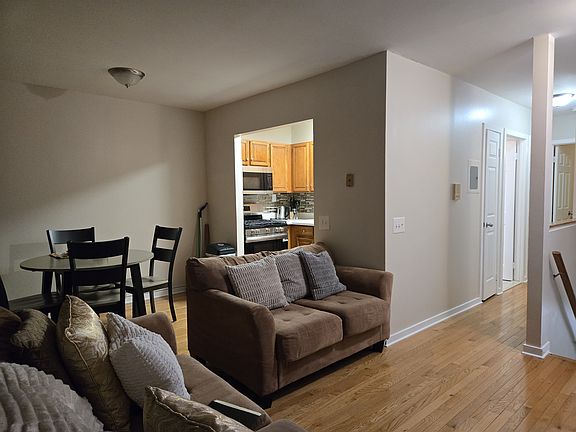 2nd image of 538 Louisiana Ave #2
