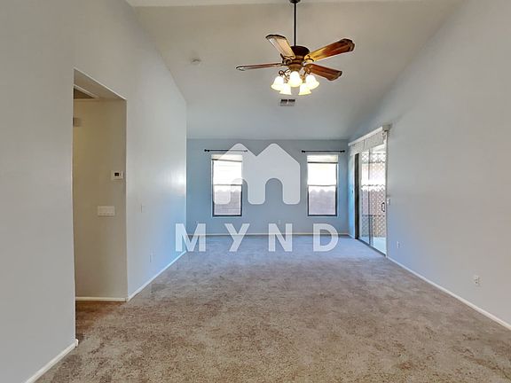 4th image of 636 E Leslie Ave