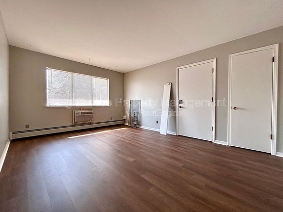 5th image of 143 Exchange St SE APT B