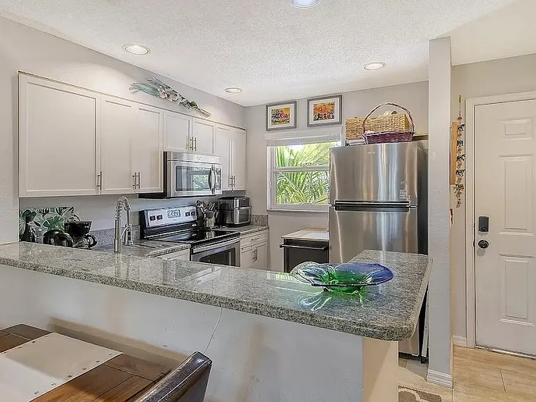 5450 Longwood Run Blvd #202 — Photo 8