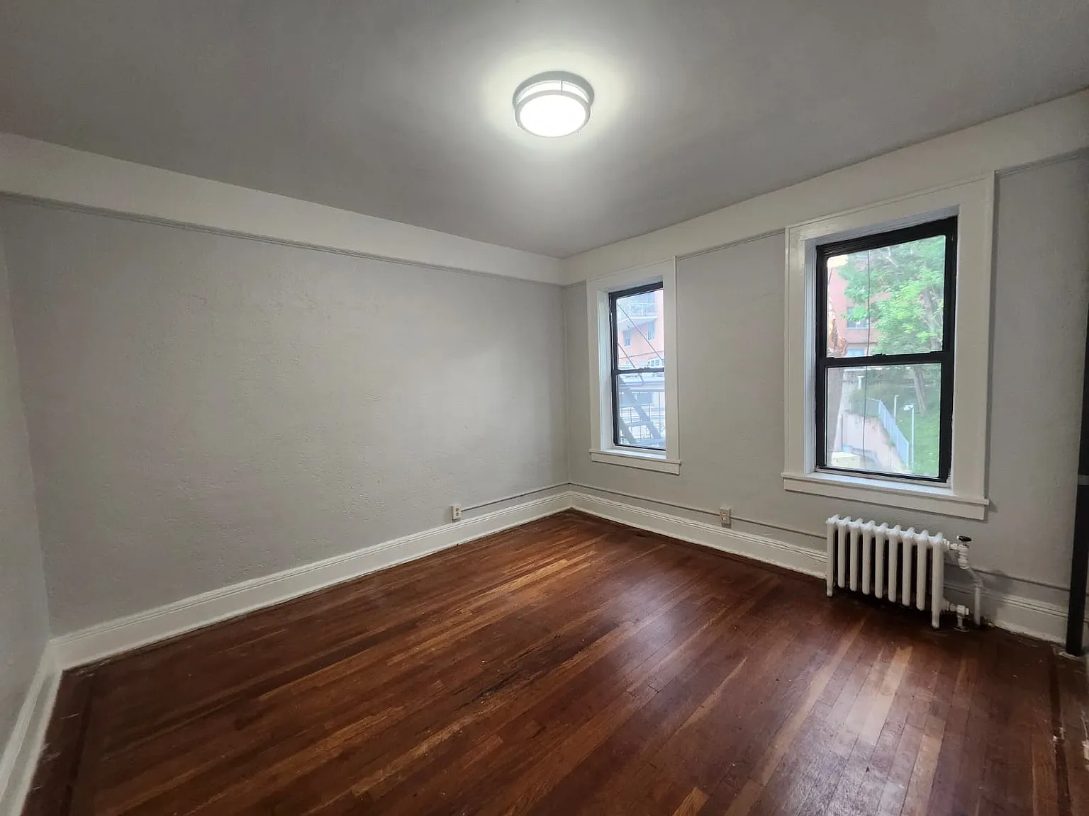 285 Beech St — Photo 3