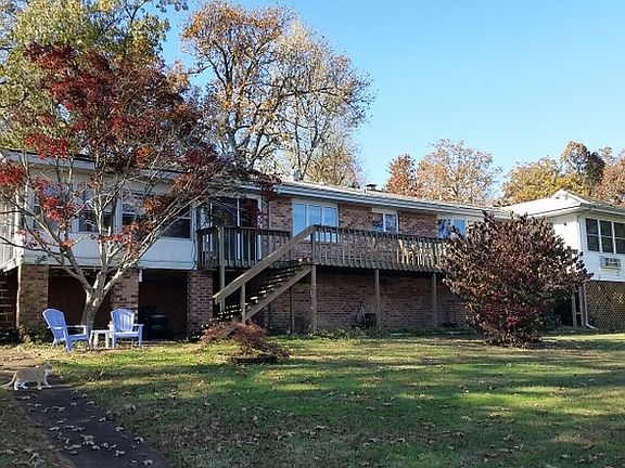 3rd image of 506 Victoria Dr