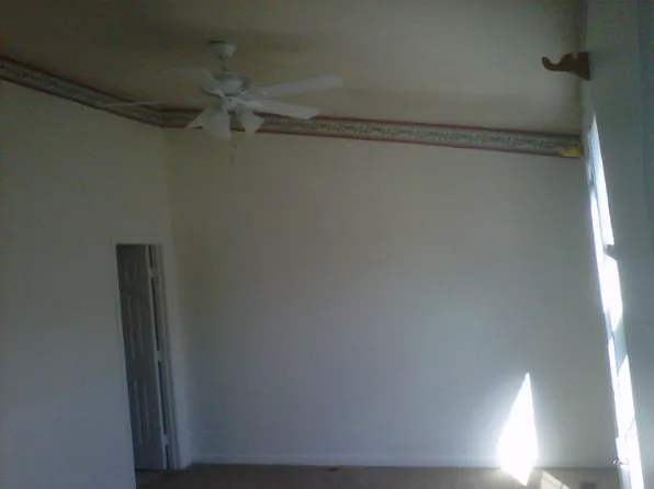 10626 Winfield Loop #1, Manassas, VA 20109