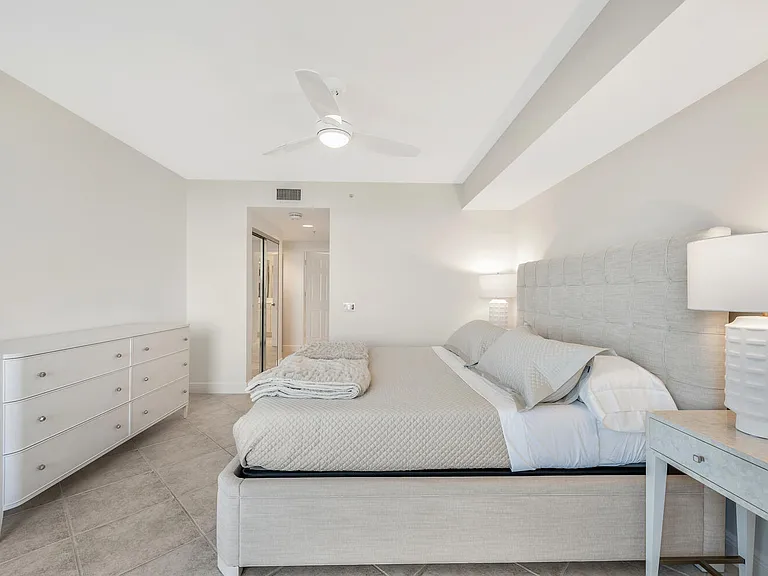 7225 Pelican Bay Blvd #2004 — Photo 18