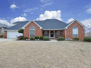 1409 Lovers Ln, Van Buren, AR 72956