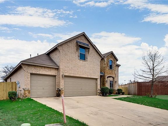 2nd image of 1118 Fieldstone Dr