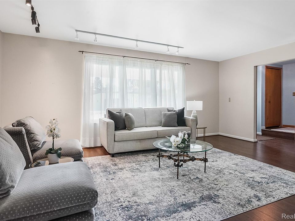 310 Browning Dr, photo 4