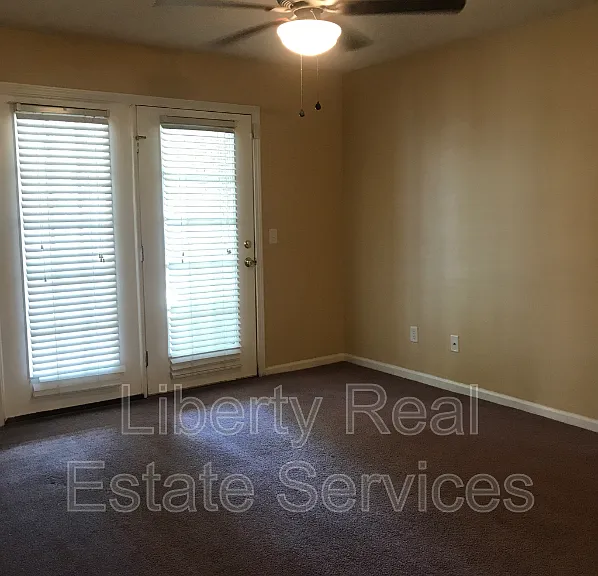 237 Magnolia Plantation Ct — Photo 4