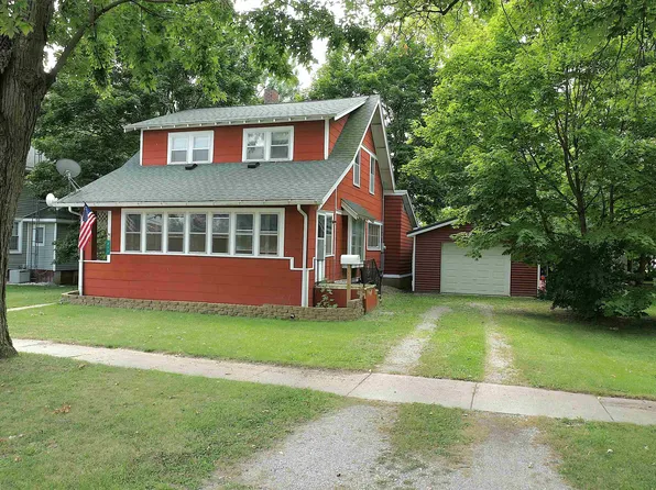 211 N Maple St, Ithaca, MI 48847