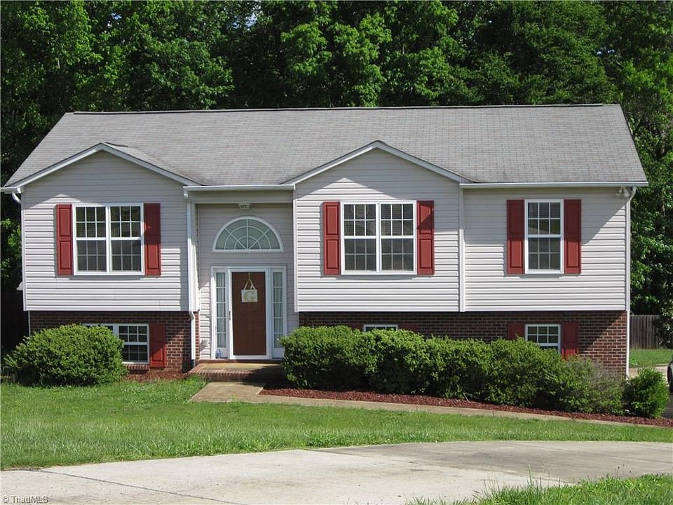 1st image of 6096 Brentwood Park Pl