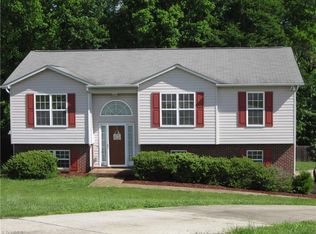 6096 Brentwood Park Pl, Rural Hall, NC 27045