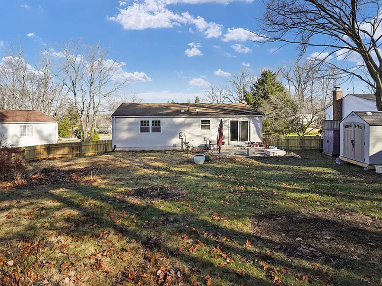 16012 Normandy Ct — Photo 20