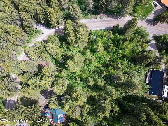 2nd image of 44 Spruce Dr
