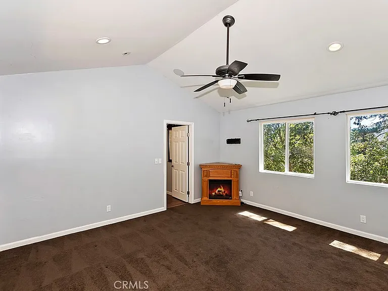 21510 Crest Forest Dr — Photo 19