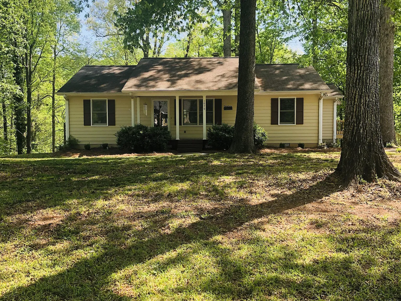 1070 Acorn Court - 1 — Photo 1