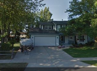 5803 83rd St, Kenosha, WI 53142