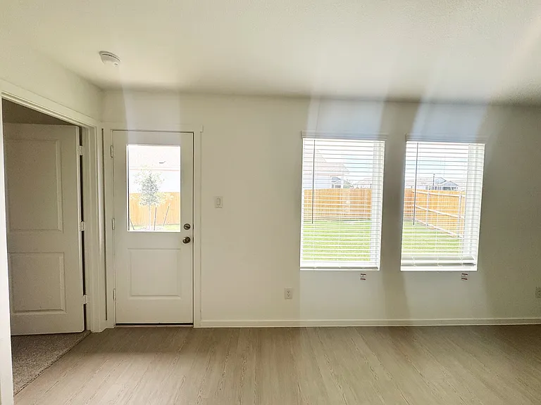 3612 Chambray Dr — Photo 24