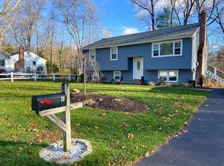 20 Sherwood Dr, Milford, MA 01757