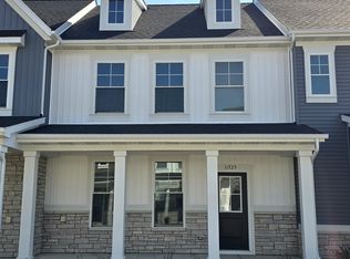 11725 Kentucky St, Crown Point, IN 46307