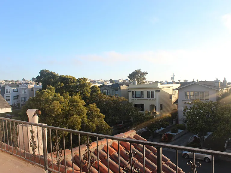 1232 28th Ave — Photo 15