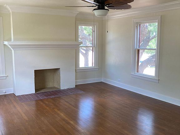 5th image of 136 E Norwood Ct #2