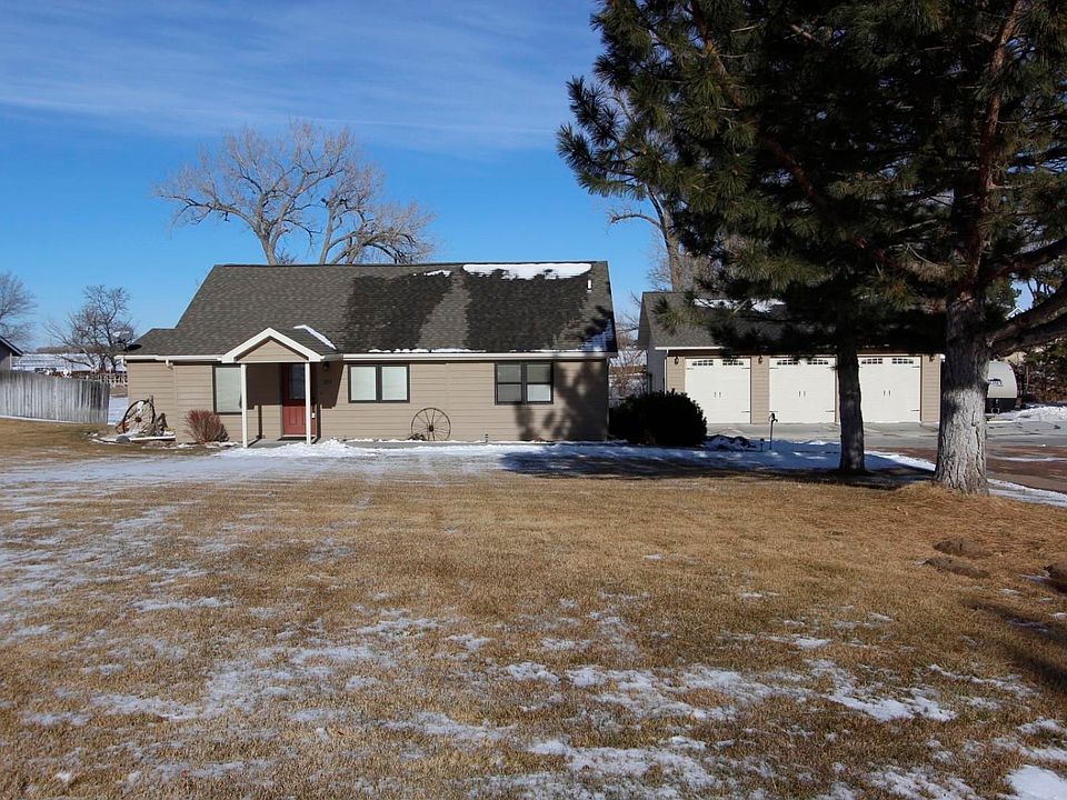 1st image of 201 W Maloney Dr