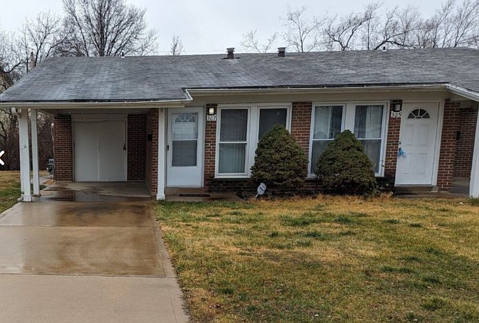 1st image of 307 Saint Eugene Ln