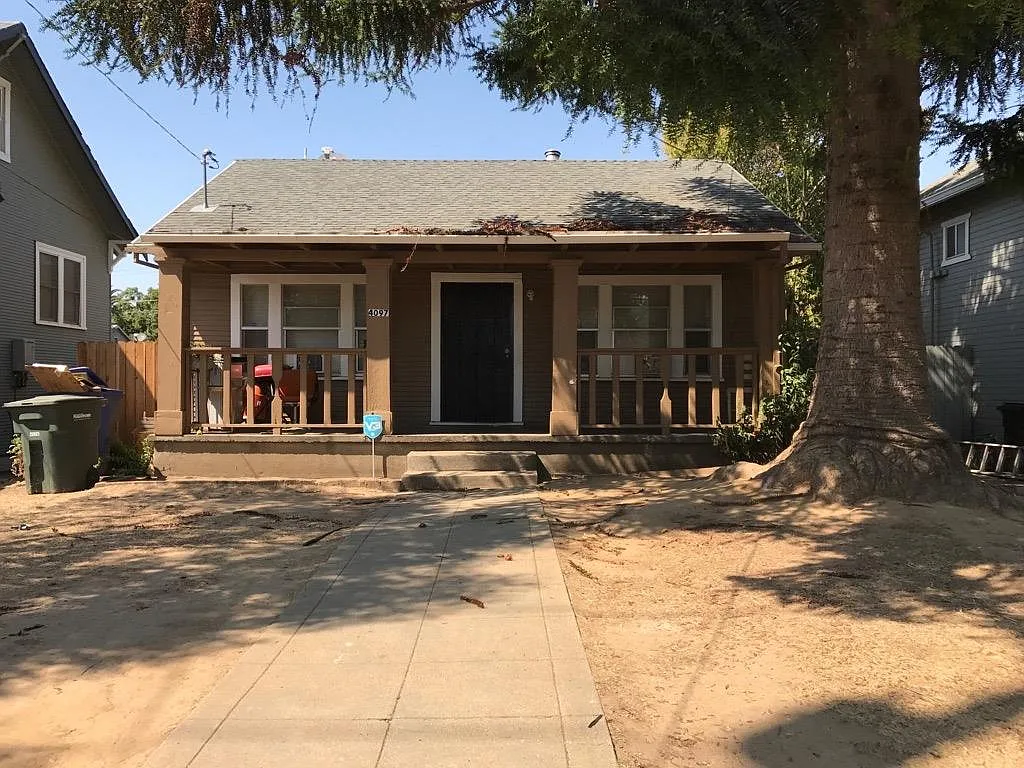 4097 8th Ave photo 1