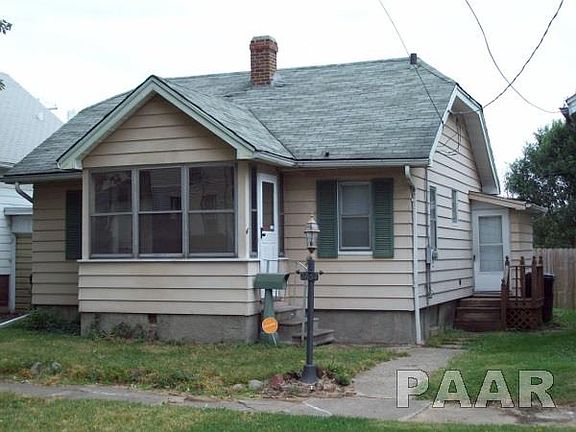 2nd image of 2634 N Ellis St