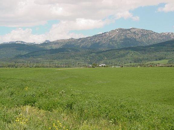 3rd image of 2350 Snow Crest Ranch Dr