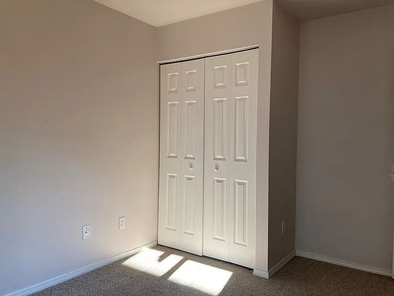 2512 Daisy Dr — Photo 9