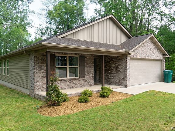 3rd image of 16010 Lake Hills Ln