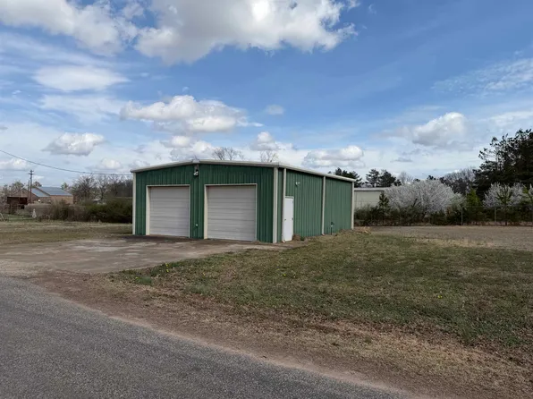 334 Cue St, Adamsville, TN 38310