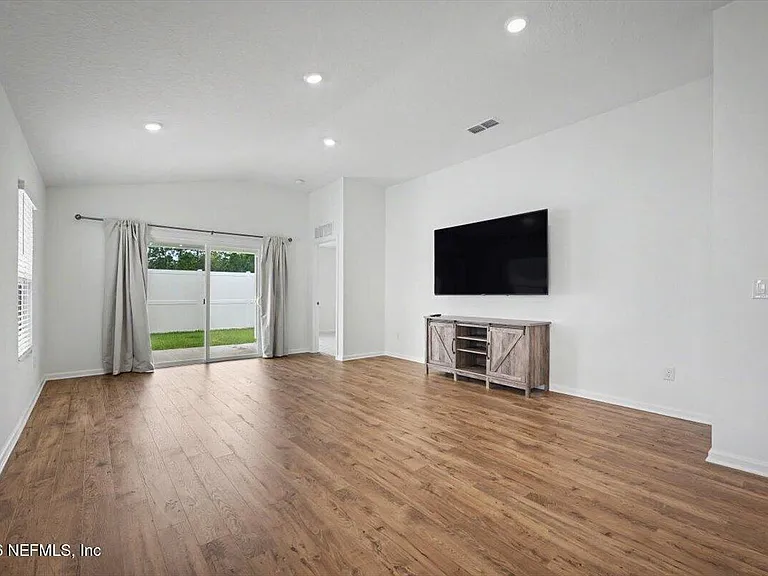 829 Cordova Palms Pkwy — Photo 17