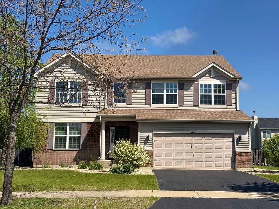 1st image of 801 Parkside Ln