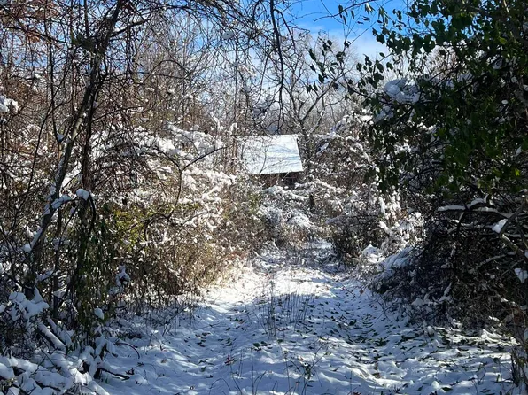 14389 East Rd, Montrose, MI 48457