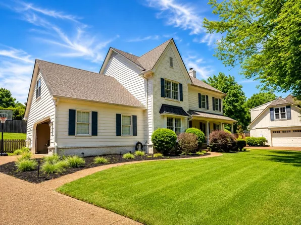 2095 Newfields Rd, Germantown, TN 38139