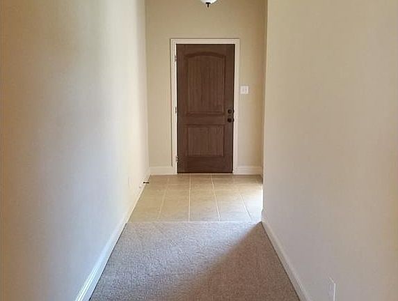 5th image of 1413 Reiger Dr