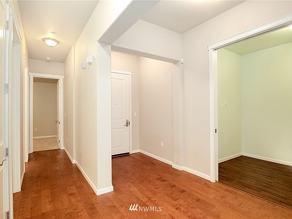 4th image of 5003 Main Street #102