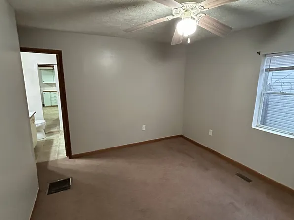 126 E North St, Mount Gilead, OH 43338