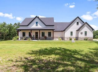 1320 Ellis Dr, Weatherford, TX 76088