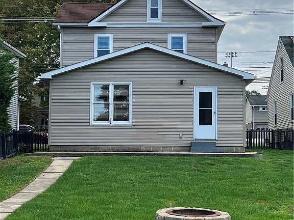 5th image of 351 S Main St